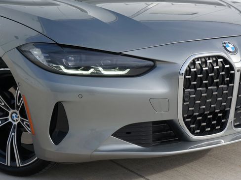 Used 2024 BMW 430i Convertible w/ Premium Package image 22