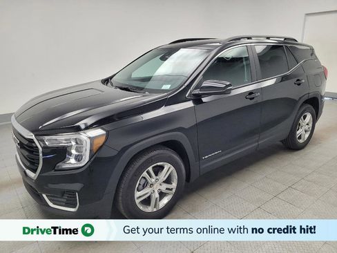 Used 2024 GMC Terrain SLE w/ Driver Convenience Package FWD image 1