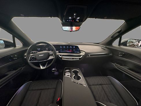 New 2026 Cadillac Lyriq V image 22