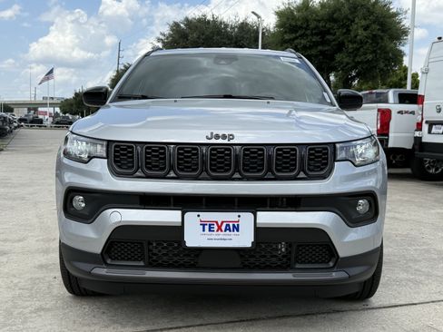 New 2026 Jeep Compass Latitude AWD/4WD image 7