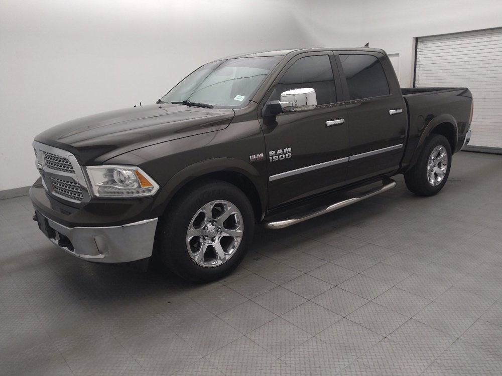 Used 2014 RAM 1500 Laramie RWD image 2