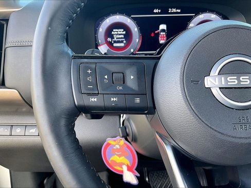 Used 2024 Nissan Pathfinder Platinum w/ Cargo Package image 18