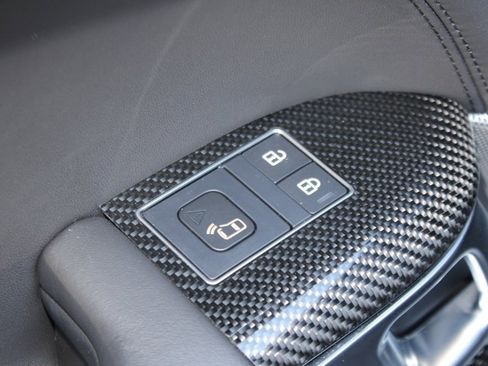 Used 2022 Land Rover Range Rover Sport SVR image 49