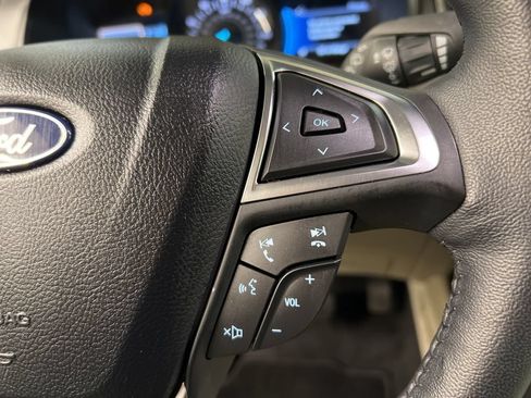 Used 2024 Ford Edge Titanium AWD/4WD image 18