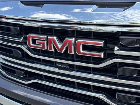 Certified 2025 GMC Sierra 1500 SLT w/ SLT Premium Plus Package AWD/4WD image 32