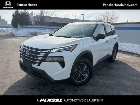 Used 2026 Nissan Rogue S image 1