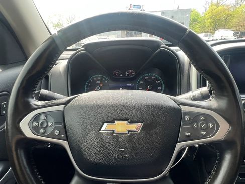 Used 2019 Chevrolet Colorado LT w/ Colorado RST Special Edition AWD/4WD image 18