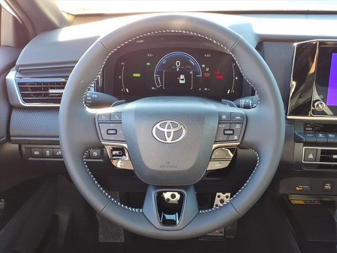 New 2026 Toyota Camry SE image 12