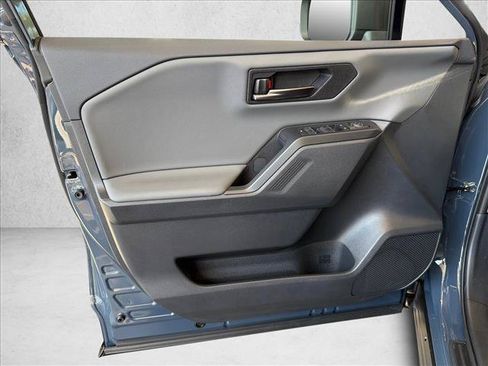 Used 2026 Toyota RAV4 AWD Plug-in Hybrid image 10