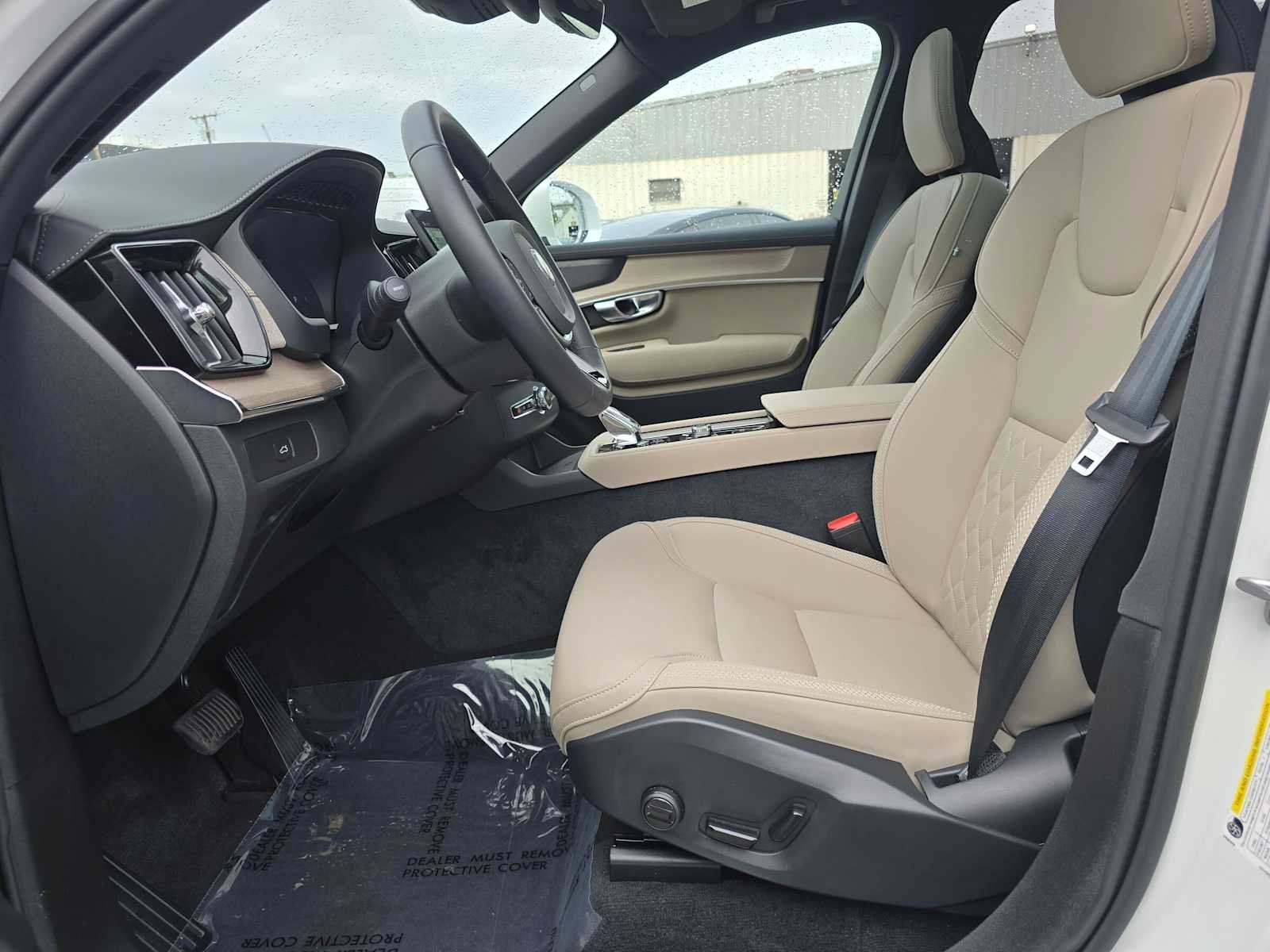 Used 2026 Volvo XC90 B6 Plus w/ Protection Package Premier AWD/4WD image 20