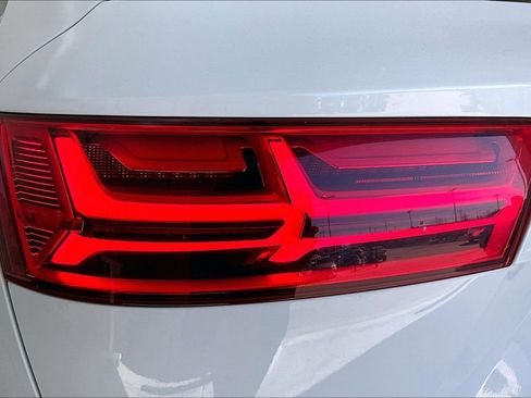 Used 2018 Audi Q7 3.0T Prestige w/ Prestige Package image 38