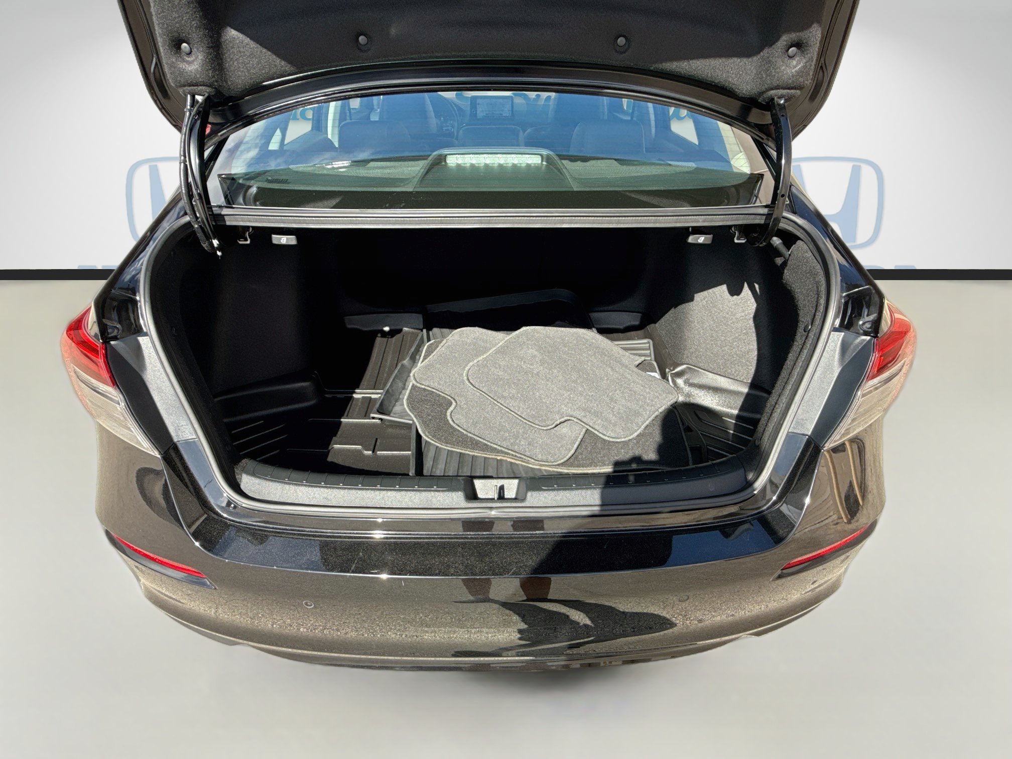 Used 2023 Honda Civic Touring image 26