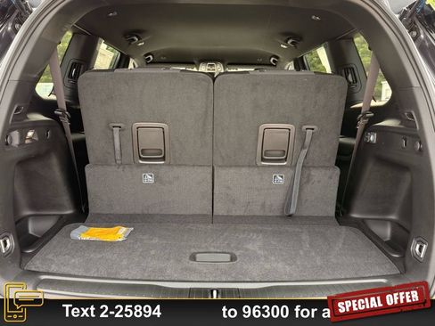 Used 2025 Jeep Grand Cherokee L Laredo RWD image 20