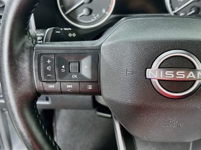 Used 2025 Nissan Rogue SV AWD/4WD image 28