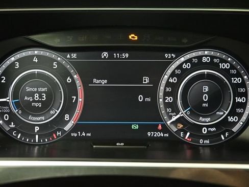 Used 2019 Volkswagen Tiguan SEL FWD image 18