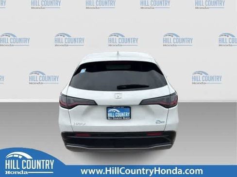 Certified 2024 Honda HR-V EX-L image 5