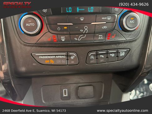 Used 2017 Ford Escape Titanium w/ Equipment Group 301A AWD/4WD image 27