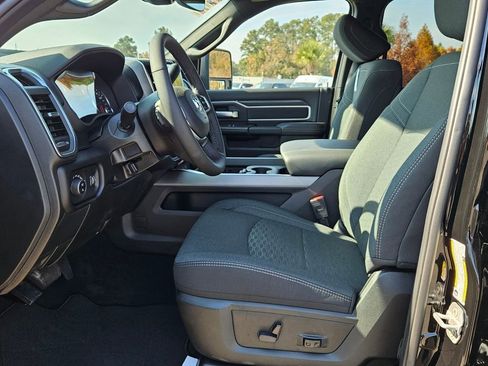 New 2026 RAM 2500 Big Horn AWD/4WD image 10