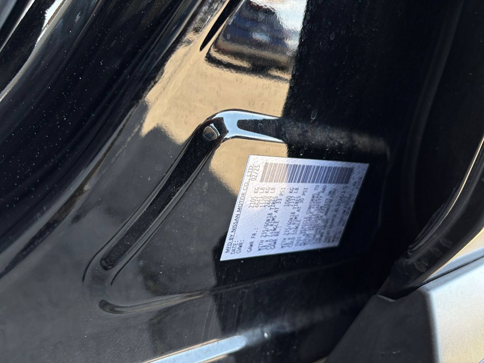 Used 2025 Nissan Rogue SV FWD image 30