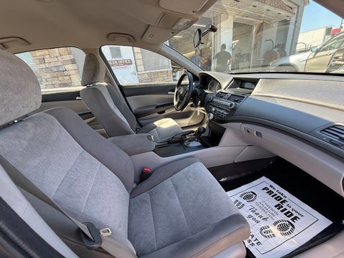 Used 2010 Honda Accord LX-P image 12
