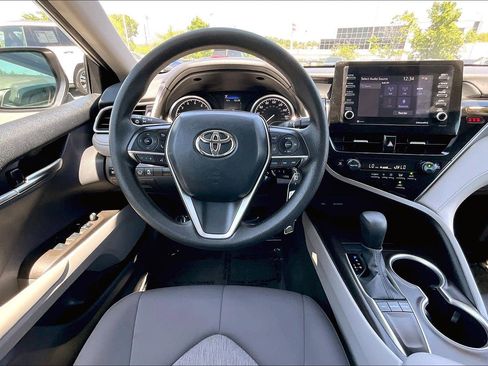 Used 2023 Toyota Camry LE FWD image 5