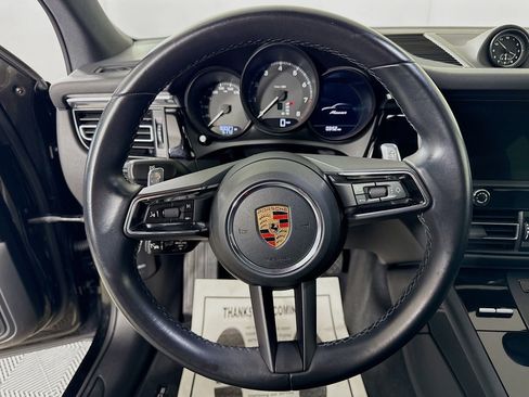 Certified 2023 Porsche Macan AWD/4WD image 14