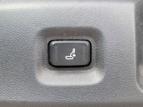 Used 2024 Toyota Tacoma TRD Off-Road image 27