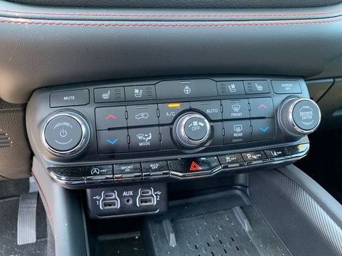 Used 2026 Dodge Durango GT AWD/4WD image 24
