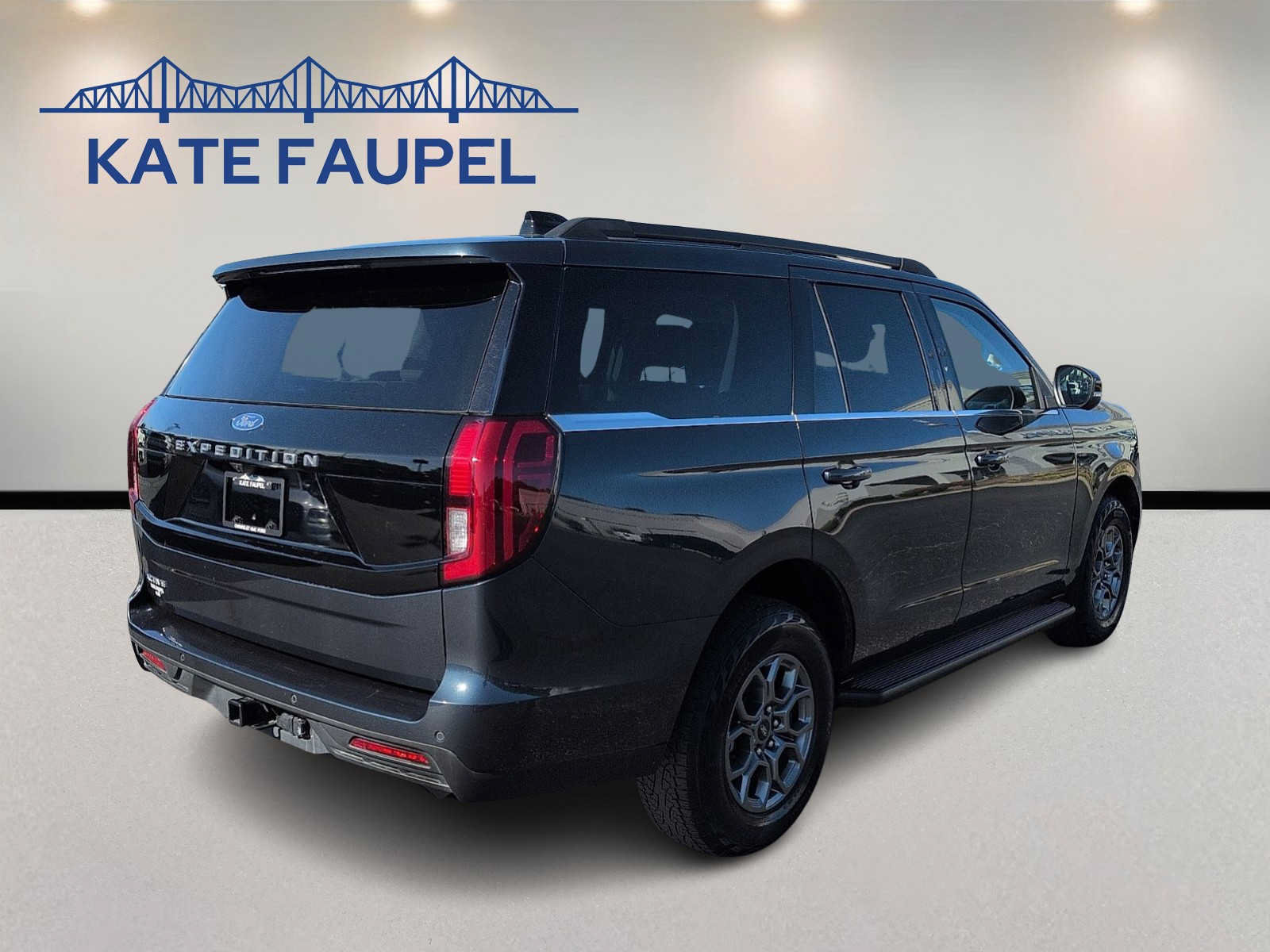 Certified 2026 Ford Expedition Active AWD/4WD image 7