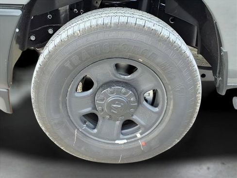 New 2026 RAM 2500 Tradesman AWD/4WD image 7