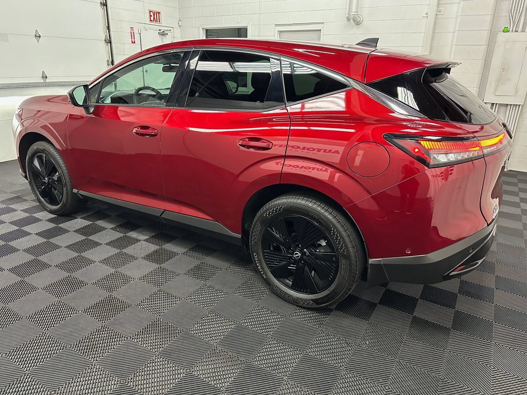 Used 2025 Nissan Murano SV AWD/4WD image 7