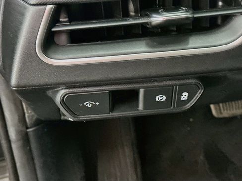 Used 2025 Kia K4 FWD image 17