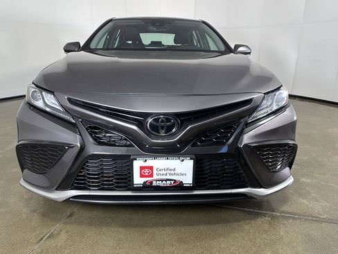 Used 2024 Toyota Camry XSE FWD image 6