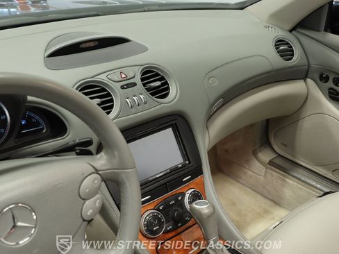 Used 2007 Mercedes-Benz SL 550 image 39