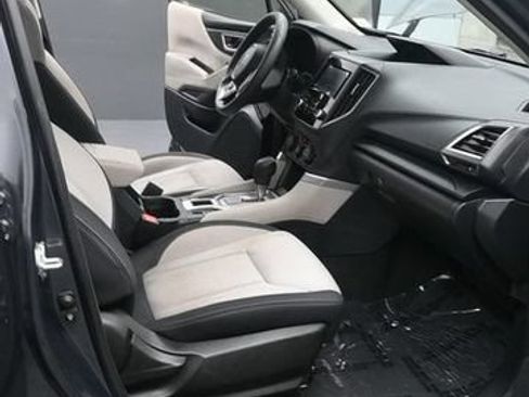 Used 2023 Subaru Forester AWD/4WD image 17