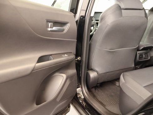 Certified 2021 Toyota Venza LE image 26