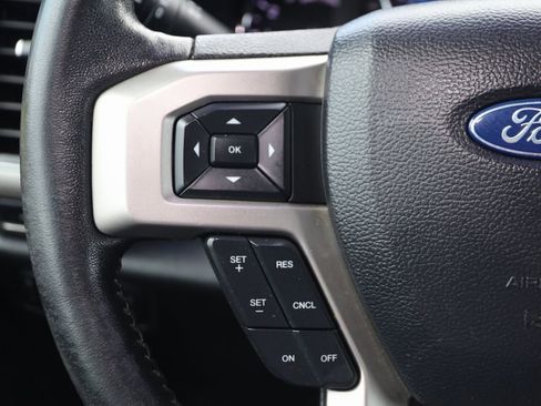 Used 2020 Ford F250 Lariat w/ Lariat Value Package image 45