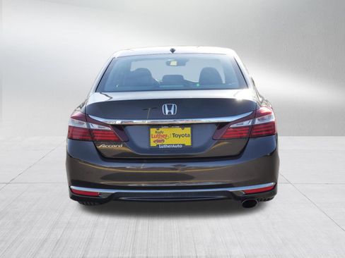 Used 2016 Honda Accord EX-L image 7