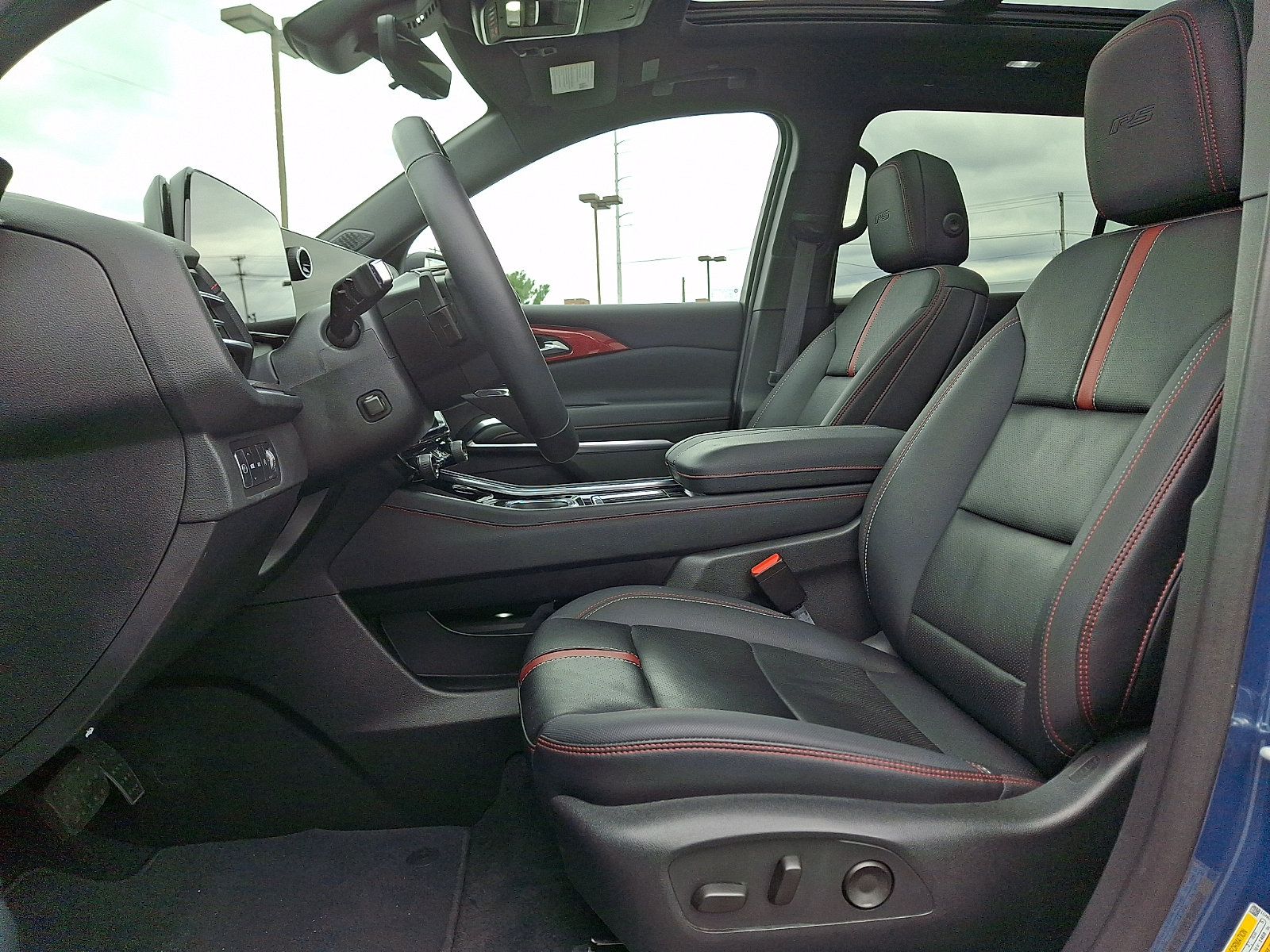 Certified 2025 Chevrolet Traverse RS AWD/4WD image 15