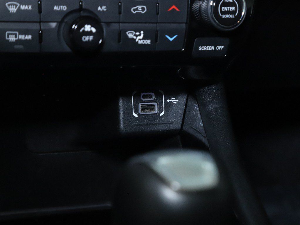 Used 2025 Jeep Compass Limited AWD/4WD image 27