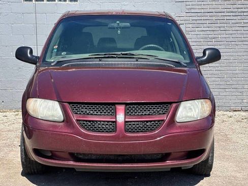 Used 2002 Dodge Grand Caravan Sport image 2