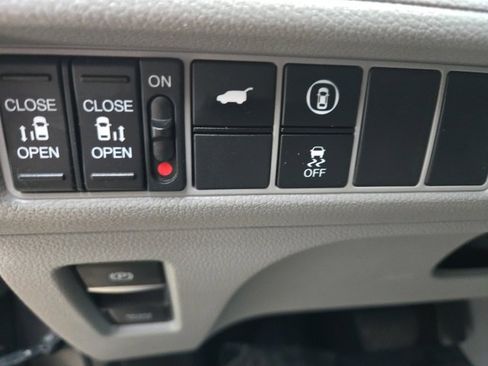 Used 2021 Honda Odyssey EX-L image 21