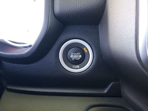 New 2026 RAM 1500 Big Horn AWD/4WD image 22