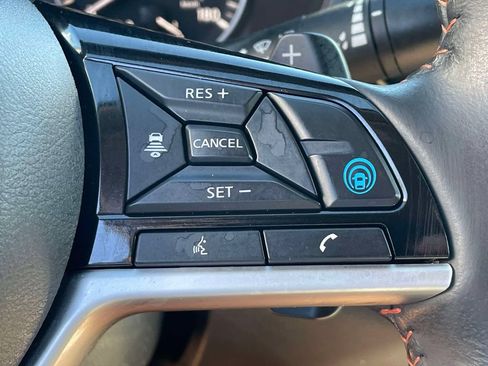 Used 2024 Nissan Altima 2.0 SR FWD image 31