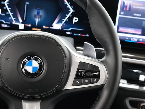 Used 2024 BMW X6 xDrive40i w/ Premium Package AWD/4WD image 13
