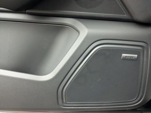 New 2026 Porsche Macan AWD/4WD image 14