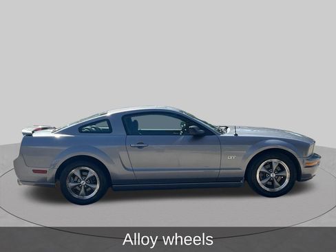 Used 2006 Ford Mustang GT RWD image 6