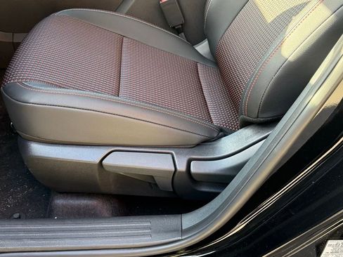 New 2026 Nissan Kicks SR w/ Cold Weather Package image 16