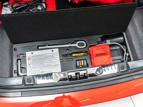 Used 2013 Ferrari California image 49