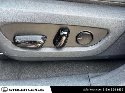 Used 2025 Lexus RX 350 Premium w/ Accessory Package AWD/4WD image 22